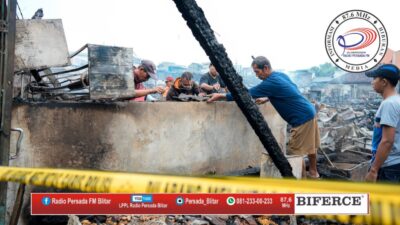 Paska Kebakaran, Bupati Blitar Wacanakan Relokasi Sementara Bagi Pedagang Pasar Kesamben