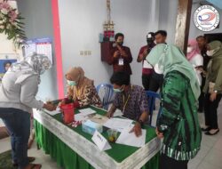 Pantau Pelaksanaan Pilkades, Bupati Blitar Berharap Semua Prosesi Berjalan Aman dan Lancar