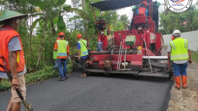 Pemkab Blitar Himbau Warga Tetap Bersabar Terkait Pembenahan Jalan