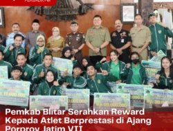 Pemkab Blitar Serahkan Reward Kepada Atlet Berprestasi di Ajang Porprov Jatim VII
