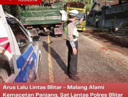 Arus Lalu Lintas Blitar – Malang Alami Kemacetan Panjang, Sat Lantas Polres Blitar Sebut Adanya Truck Gandeng yang Macet