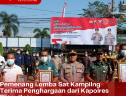 Pemenang Lomba Sat Kampilng Terima Penghargaan dari Kapolres Blitar Kota