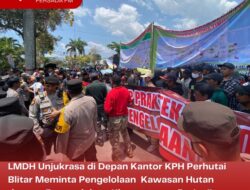 Ratusan Warga LMDH Minta 38 Ribu Hektare Kawasan Hutan dengan Pengelolaan Khusus di Blitar Diserahkan ke Warga