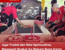 Jaga Tradisi dan Nilai Spiritualitas, Megawati Nyekar Ke Makam Bung Karno Bersama Ganjar – Mahfud