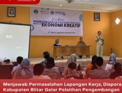 Menjawab Permasalahan Lapangan Kerja, Dispora Kabupaten Blitar Gelar Pelatihan Pengembangan Potensi Pemuda Melalui Ekonomi Kreatif