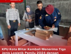 KPU Kota Blitar Kembali Menerima Tiga Jenis Logistik Pemilu 2024 dengan Menggunakan Mobil Box