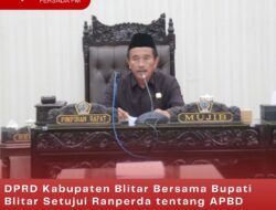 DPRD Kabupaten Blitar Bersama Bupati Blitar Setujui Ranperda tentang APBD Kabupaten Blitar Tahun Anggaran 2024