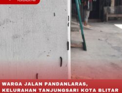 WARGA JALAN PANDANLARAS, KELURAHAN TANJUNGSARI KOTA BLITAR MENDAPAT TEROR ULAT BULU