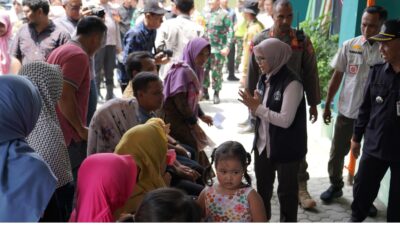 Pemkab Blitar Lakukan Monitoring Pelaksanaan Pencoblosan di TPS Kecamatan Garum dan Kanigoro