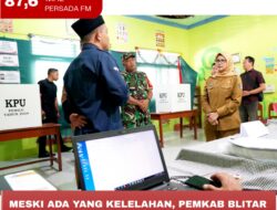 Meski Ada Yang Kelelahan, Pemkab Blitar Minta Petugas Pemilu Jaga Kondisi