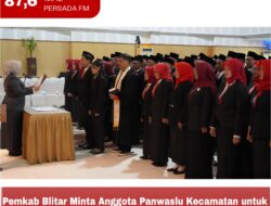 Pemkab Blitar Minta Anggota Panwaslu Kecamatan untuk Bersikap Profesional dan Netral dalam Pilkada 2024