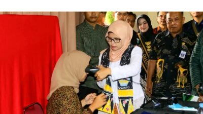 Event Hari Jadi Blitar, Pemkab Blitar Gelar Perekaman e-KTP bagi Pelajar