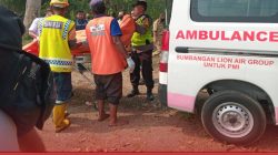 HEBOH! MAYAT PRIA TANPA BUSANA DITEMUKAN MENGAPUNG DI BENDUNGAN LODOYO