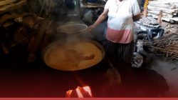 PULUHAN TAHUN PRODUKSI GULA MERAH, IBU LUT MASIH BERTAHAN DITENGAH SUSAHNYA BAHAN BAKU