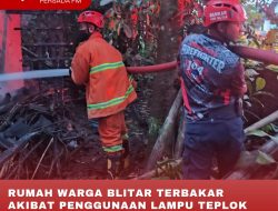 RUMAH WARGA BLITAR TERBAKAR AKIBAT PENGGUNAAN LAMPU TEPLOK MINYAK TANAH