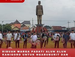 RIBUAN WARGA PADATI ALUN ALUN KANIGORO UNTUK NGABUBURIT DAN BUKA BERSAMA TASYAKURAN SUKSES PILKADA RIBUAN WARGA PADATI ALUN ALUN KANIGORO UNTUK NGABUBURIT DAN BUKA BERSAMA TASYAKURAN SUKSES PILKADA