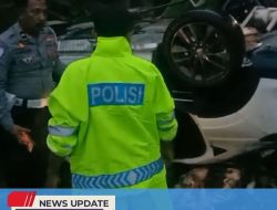 KERETA API SINGASARI MENABRAK MOBIL DI KECAMATAN SANANKULON, SATU PENUMPANG TEWAS DITEMPAT