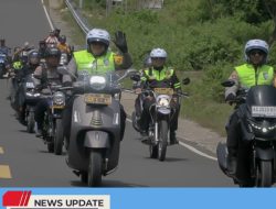 LEBIH DEKAT DENGAN MASYARAKAT, KAPOLRES BLITAR TINJAU ARUS LALU LINTAS DENGAN SEPEDA MOTOR