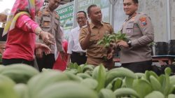 KUNJUNGI TAMAN TOGA MELATI DI DESA MINGGIRSARI, KAPOLRES BLITAR APRESIASI DAN DUKUNG PROGRAM MASYARAKAT
