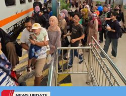 LIBUR PANJANG MINGGU INI PENUMPANG KERETA API MENINGKAT, DIPREDIKSI PUNCAK LONJAKAN TERJADI ESOK HARI