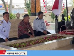 BERZIARAH KE MAKAM BUNG KARNO, WAMEN HAM BERHARAP DAPAT MEWUJUDKAN KESEJAHTERAAN RAKYAT