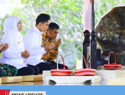 AWALI KUNJUNGAN DI BLITAR, MAS WAPRES NYEKAR KE MAKAM BUNG KARNO