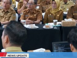 BUPATI BERSAMA WAKIL BUPATI BLITAR SERTA JAJARAN KEPALA DAERAH HADIRI RAPAT KOORDINASI BERSAMA KPK DI JAKARTA