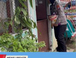 JUM’AT BERKAH, SATLANTAS POLRES BLITAR KOTA BERIKAN BANTUAN PAKET SEMBAKO PADA MASYARAKAT YANG MEMBUTUHKAN JUM’AT BERKAH, SATLANTAS POLRES BLITAR KOTA BERIKAN BANTUAN PAKET SEMBAKO PADA MASYARAKAT YANG MEMBUTUHKAN