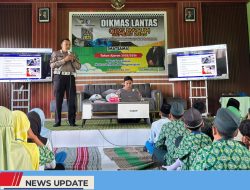 SATLANTAS POLRES BLITAR AJAK SISWA MTS JADI PELOPOR KESELAMATAN DALAM SOSIALISASI OPERASI PATUH SEMERU 2025