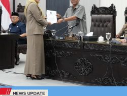 EMPAT PANSUS DPRD KABUPATEN BLITAR LAPORKAN HASIL KINERJA, SELANJUTNYA AKAN DIAJUKAN PADA GUBERNUR