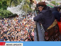 ANIMO MASYARAKAT TINGGI, JAMASAN GONG KYAI PRADAH JADI MAGNET BUDAYA DAN EKONOMI
