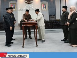 DPRD KABUPATEN BLITAR SAHKAN RANPERDA PERUBAHAN APBD 2025, BUPATI SEGERA SERAHKAN KE GUBERNUR