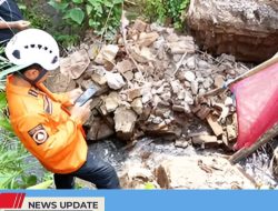 BPBD KABUPATEN BLITAR LAKUKAN ASESMEN DAN TINDAK LANJUT LAPORAN JEMBATAN PENGHUBUNG DUA DUSUN TLOGO YANG AMBROL