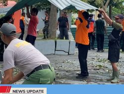 PEMBERSIHAN RUNTUHAN ATAP STADION GELORA PENATARAN MULAI DILAKUKAN HARI INI, DIPASTIKAN TIDAK ADA KORBAN JIWA