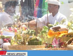 PIODALAN PURA SETYA DHARMA PASIRHARJO DIRAMAIAKAN KIRAB BEDARE, UMAT HINDU PADATI PURA