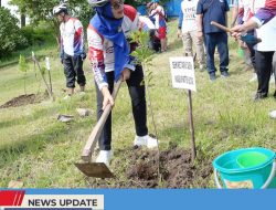 PENGHIJAUAN DI KAWASAN JASA TIRTA, TANAM POHON BUAH SEBAGAI WUJUD KEPEDULIAN LINGKUNGAN