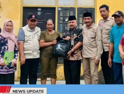 BAZNAS KABUPATEN BLITAR SALURKAN SANTUNAN UANG TUNAI DAN PAKET SEMBAKO TERHADAP KORBAN BENCANA CUACA EKSTREM