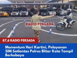 Momentum Hari Kartini, Pelayanan SIM Satlantas Polres Blitar Kota Tampil Berkebaya