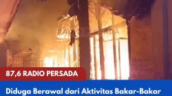 Diduga Berawal dari Aktivitas Bakar-Bakar yang Menyambar Gedeg Dapur, Rumah Warga Selopuro Ludes Dilalap Si Jago Merah