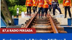 Keselamatan Jadi Prioritas, KAI Daop 7 Madiun Sisir Jalur Rel dengan Lori Dresin