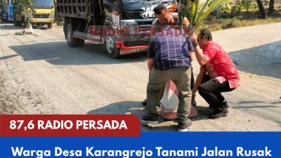 Warga Desa Karangrejo Tanami Jalan Rusak dengan Pohon Pisang, PUPR Kabupaten Blitar Pastikan Perbaikan Dimulai 10 Agustus
