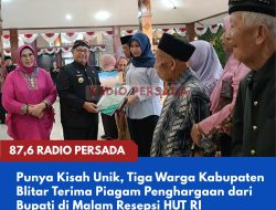 Punya Kisah Unik, Tiga Warga Kabupaten Blitar Terima Piagam Penghargaan dari Bupati di Malam Resepsi HUT RI
