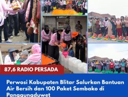 Perwosi Kabupaten Blitar Salurkan Bantuan Air Bersih dan 100 Paket Sembako di Panggungduwet